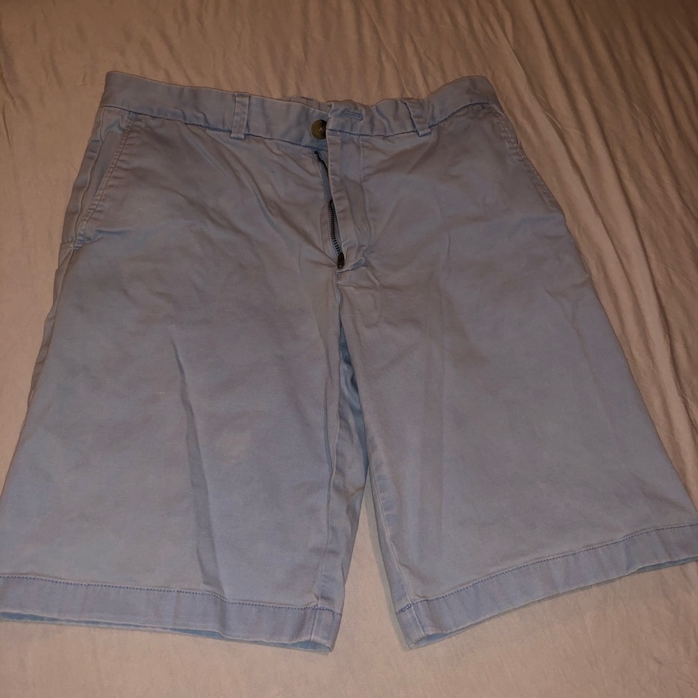 MENS VINEYARD VINES SHORTS SZ 31